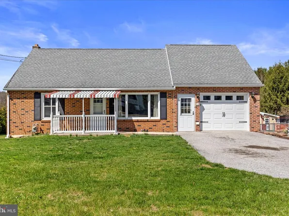 113 Church St, Seven Valleys, PA 17360