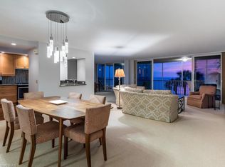 10691 Gulf Shore Dr APT 301, Naples, FL 34108