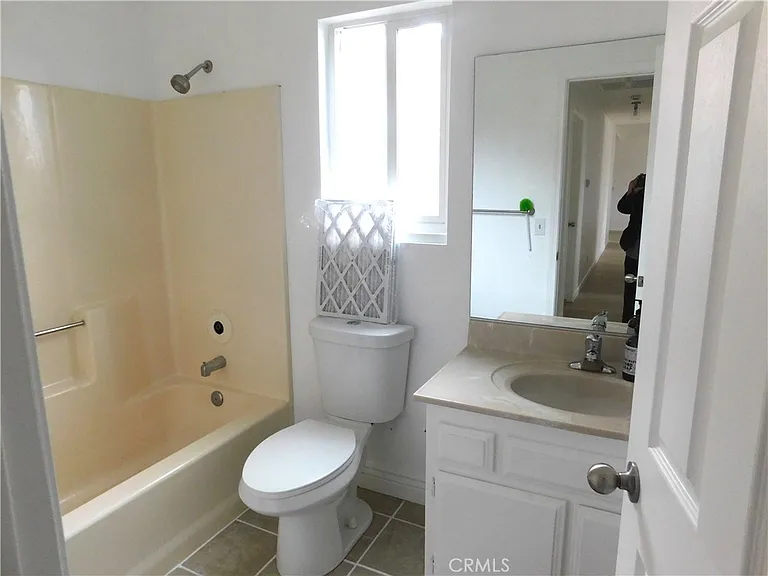 8260 Viburnum Ave — Photo 11