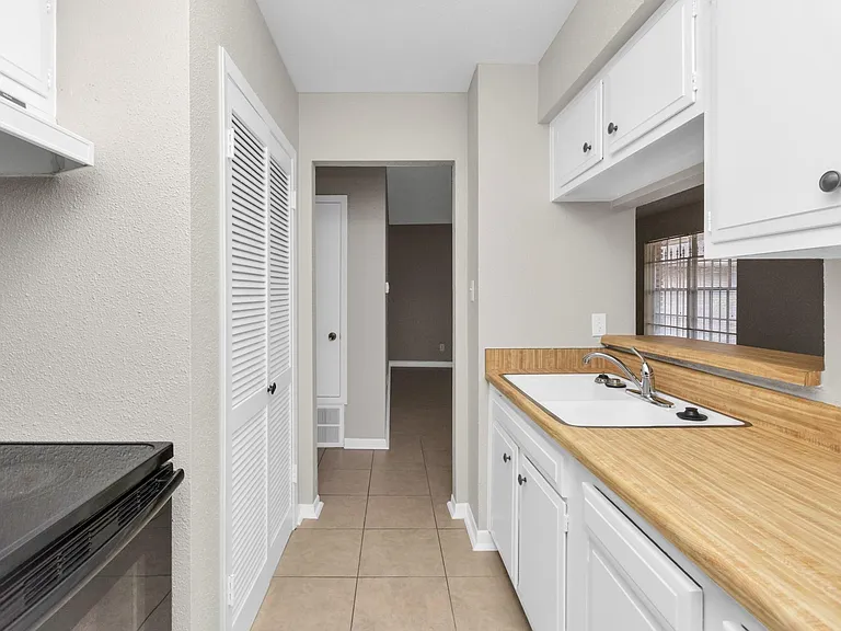6401 Skyline Dr #38 — Photo 9