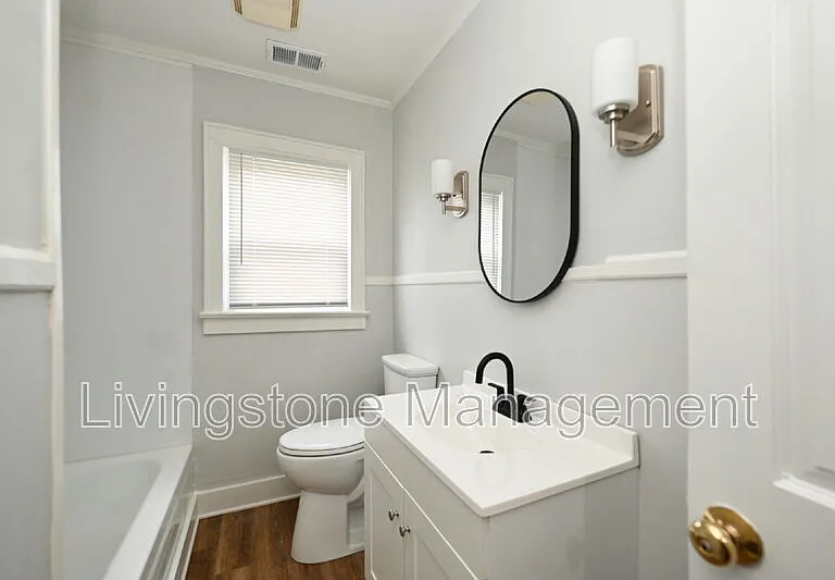 872 W Albert Gallatin Ave — Photo 29