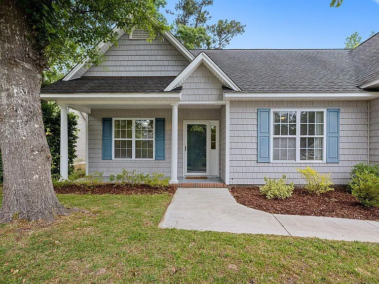 437 N Belvedere Dr — Photo 1