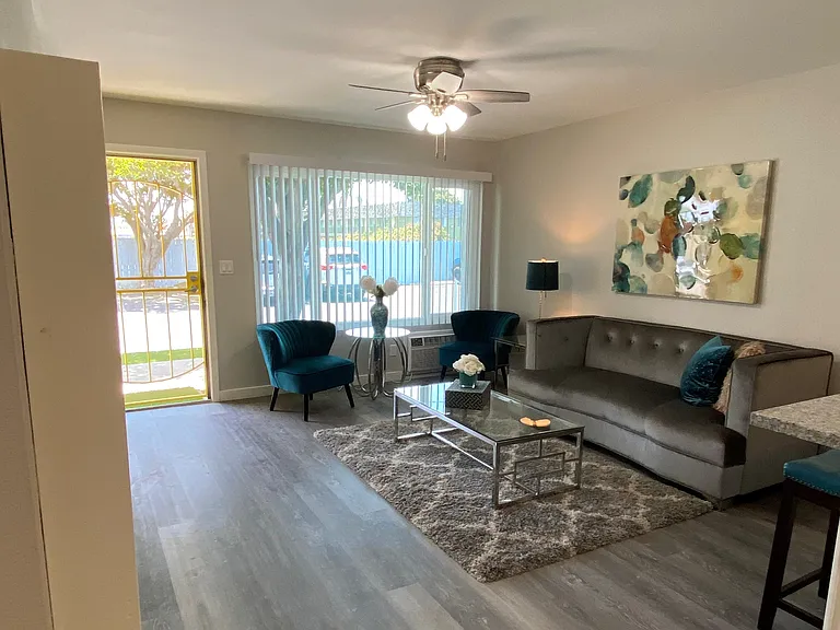 The Atherton Apartments — Photo 26