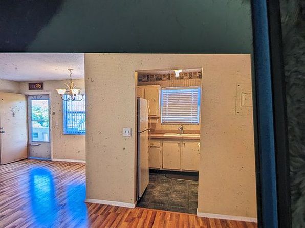 4480 Ironwood Cir APT 305A