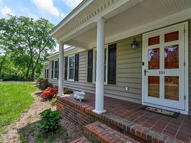 101 S Boxwood St — Photo 13
