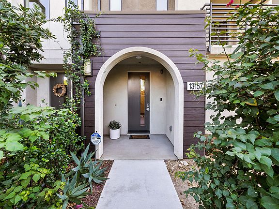 3rd image of 13157 W Lumina Way