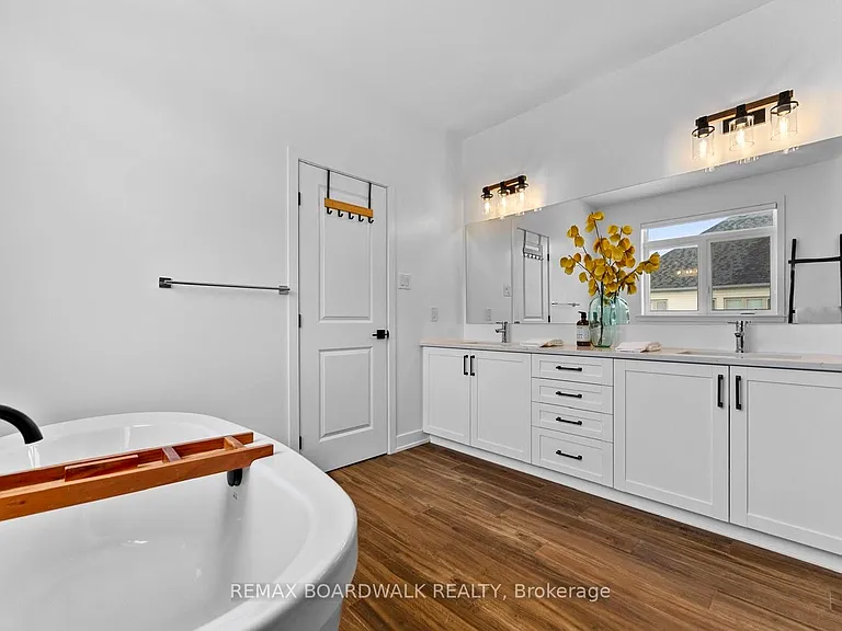 52 Big Dipper St — Photo 30