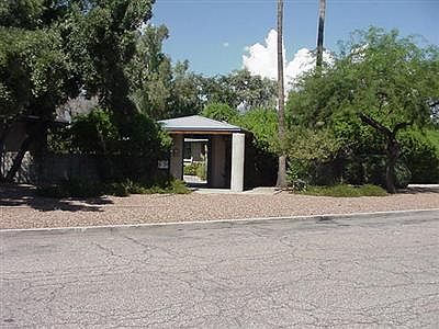 1st image of 3047 E Blacklidge Dr #6