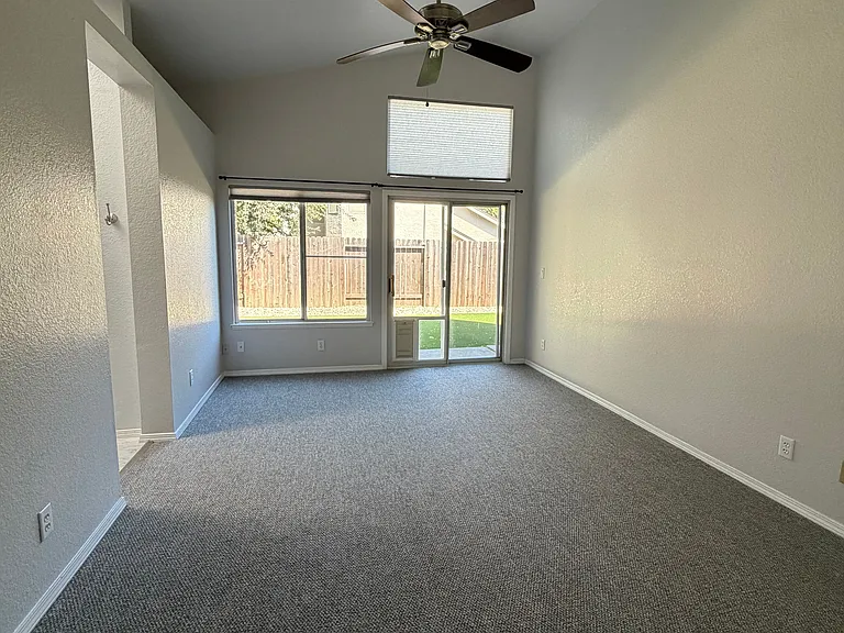 6260 Vanden Rd — Photo 23