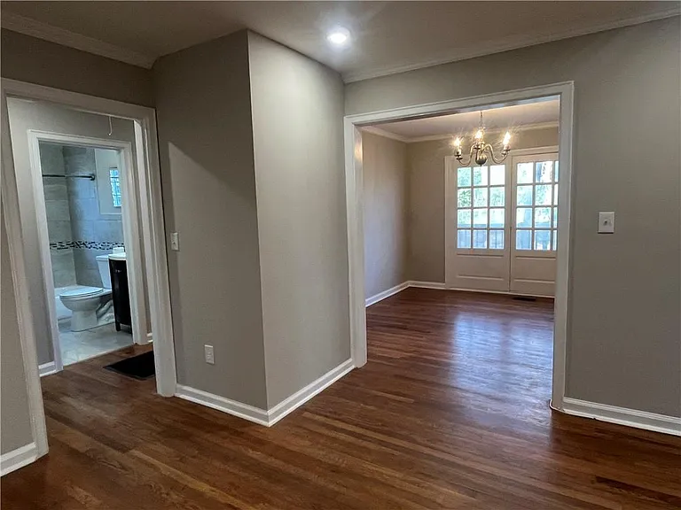 1192 Kingsley Cir NE — Photo 11