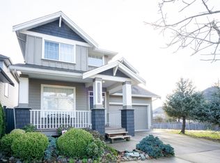 17916 71st Ave, Surrey, BC V3S7C7