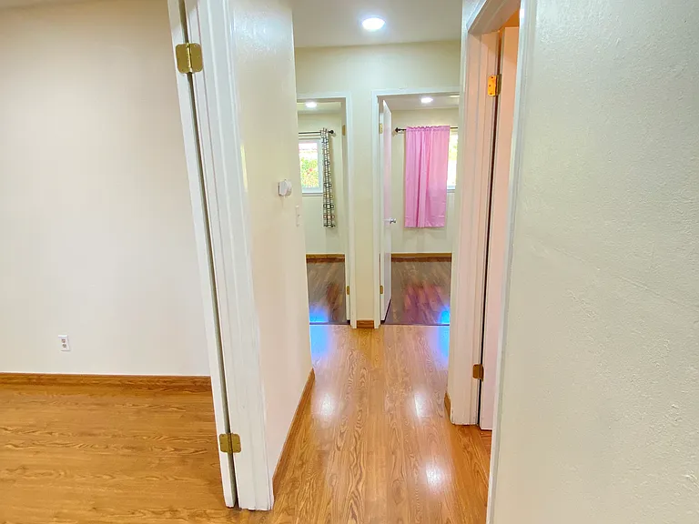 662 Catalina Dr — Photo 46