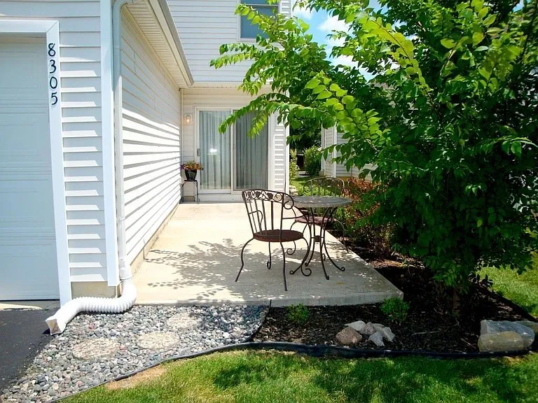 8305 Altair St — Photo 6
