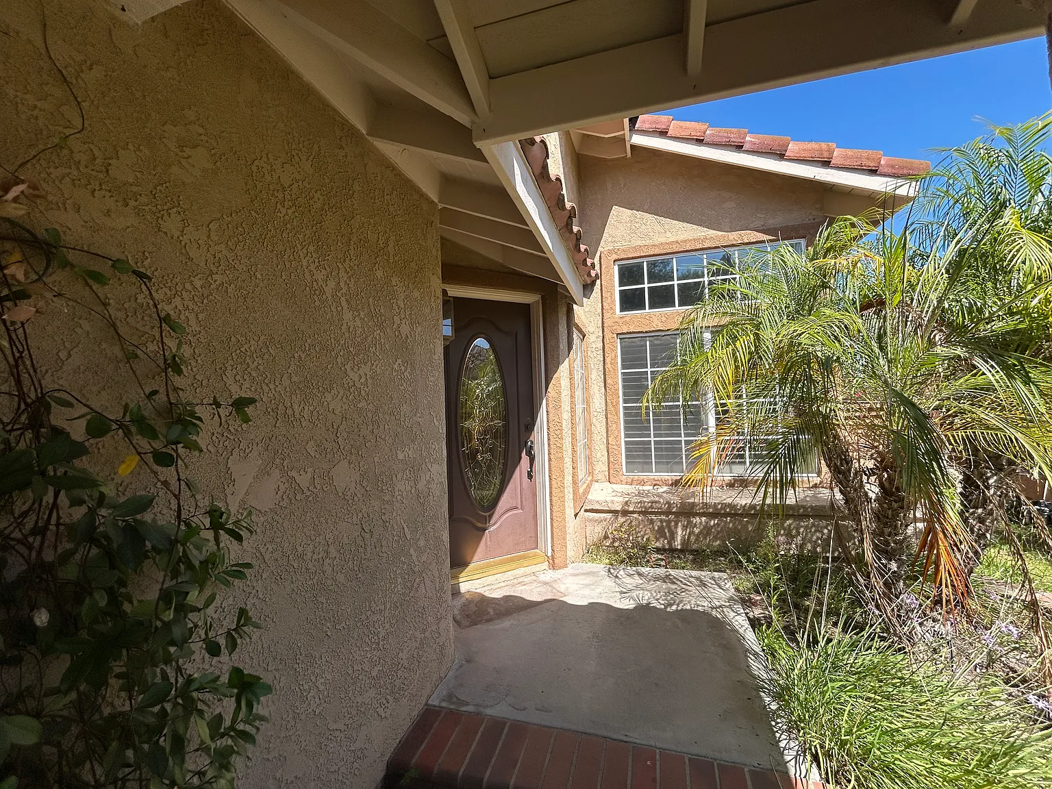 4 bed, 2045 sqft, $4,200 — Photo 4