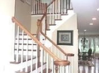 28475 N Seminole Ct, Mundelein, IL