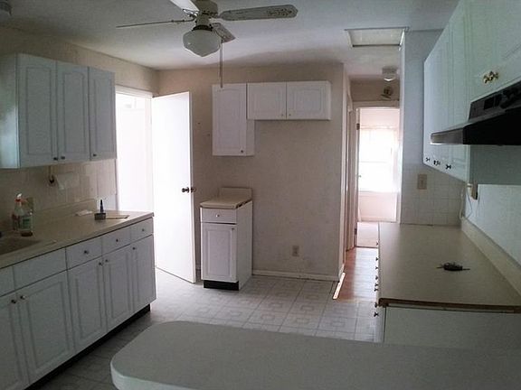 Updated kitchen with lots of counter space