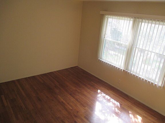 4th image of 1739 E 1st St APT 3
