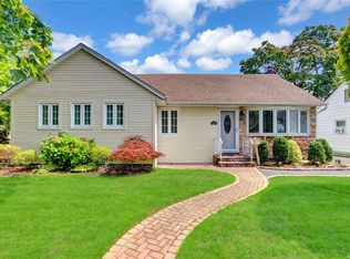713 Durham Rd, East Meadow, NY 11554