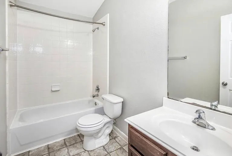 10602 Pine Meadows Blvd — Photo 20