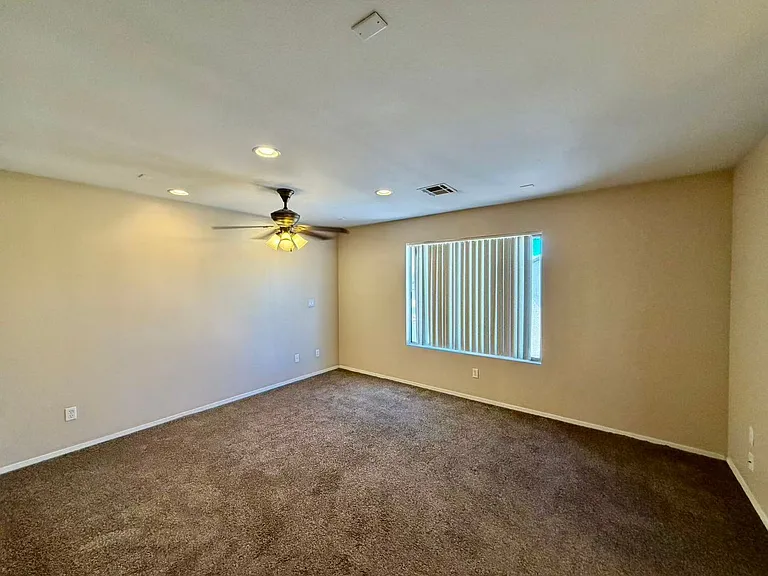 4832 Thackerville Ave — Photo 15
