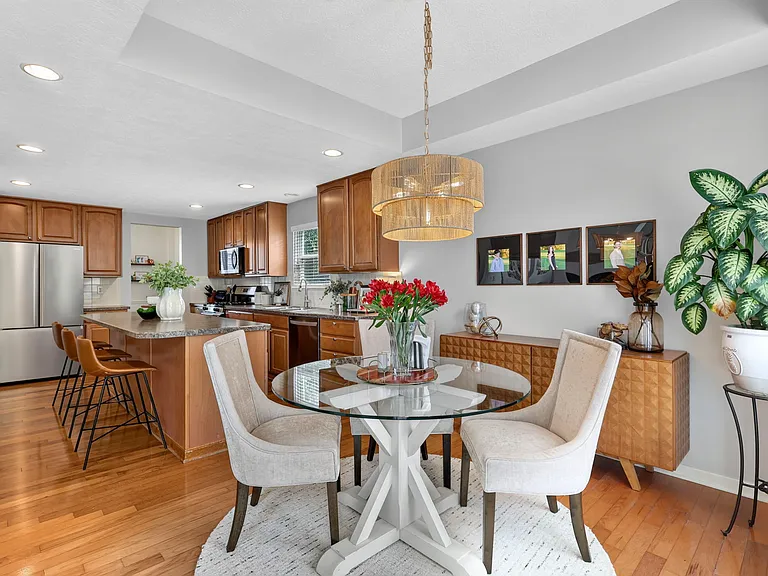 3811 Pine Bank Dr — Photo 17