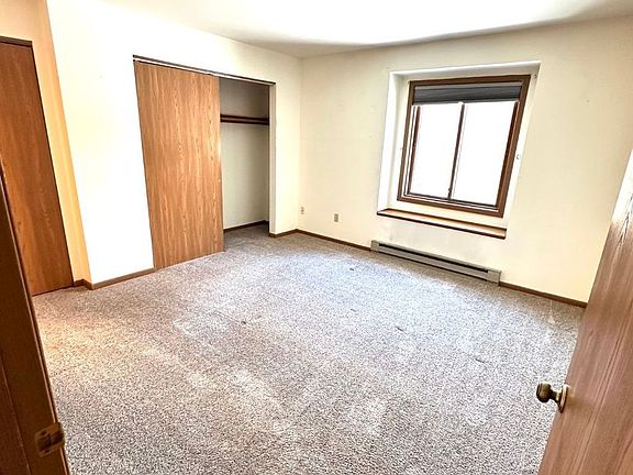 5th image of 2508-16 Hamilton St #2508-13