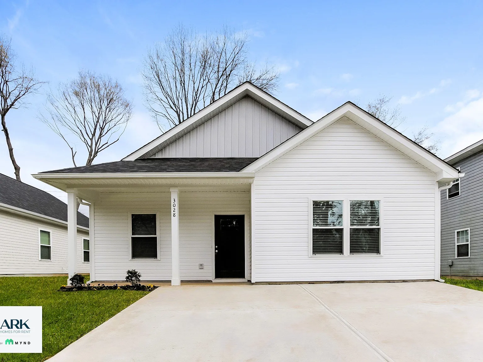 3 bed, 2.0 bath, 1244 sqft, $1,924 — Photo 2