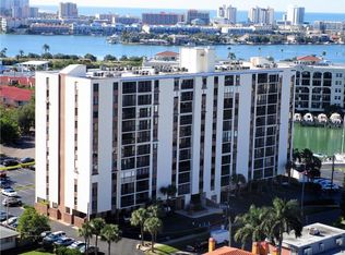255 Dolphin Pt PH 6, Clearwater, FL 33767
