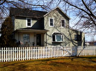 2583 S Mulcahy Rd, Port Clinton, OH 43452