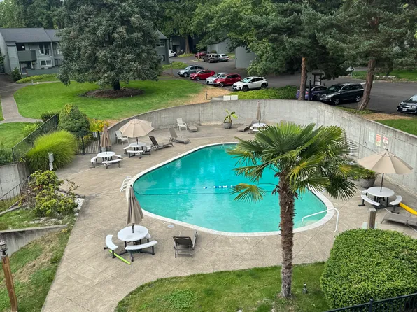 (undisclosed Address), Portland, OR 97223