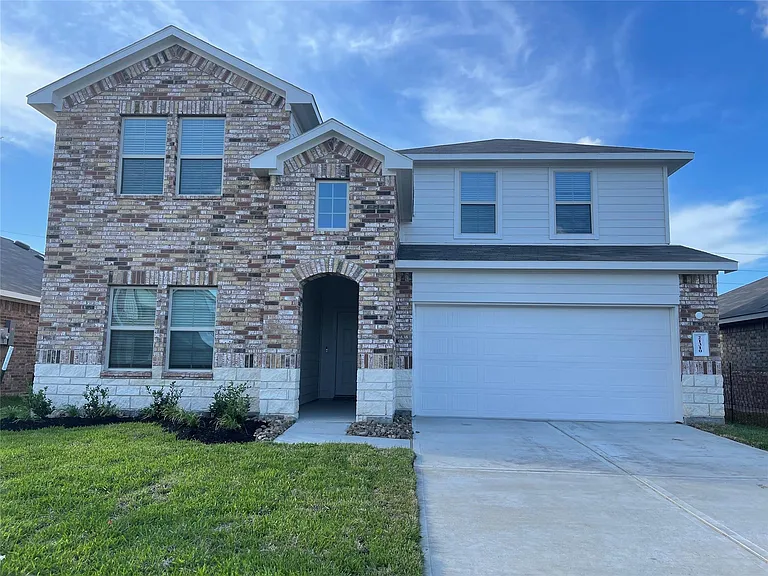 21310 Riverdew Dr — Photo 1