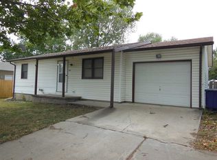 907 Wirth St, Augusta, KS 67010