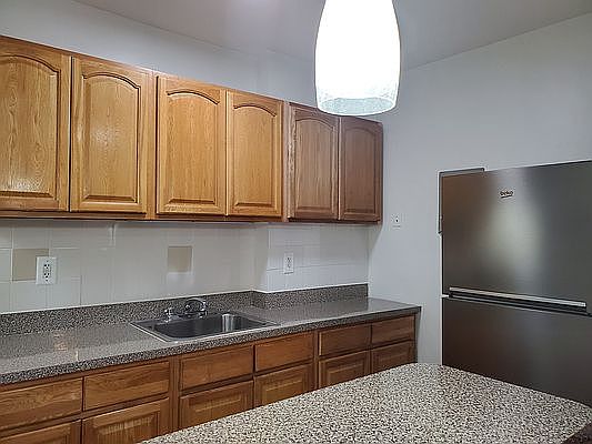 3rd image of 48-24 48th St #1