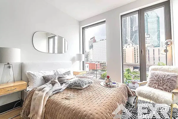 Rented by The KCI Group | media 61