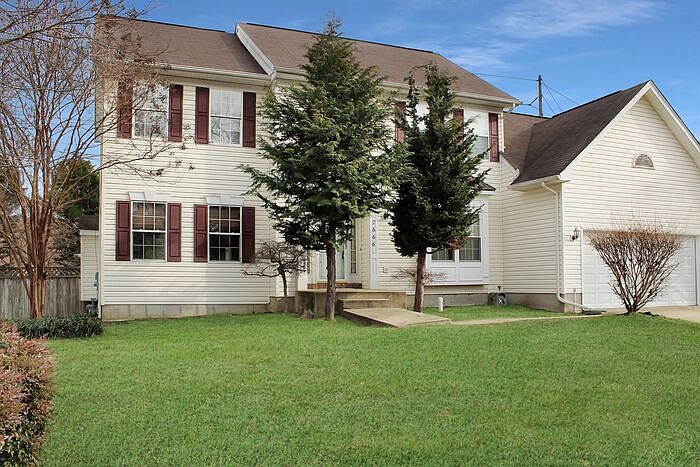 1st image of 2666 Cotoneaster Ct