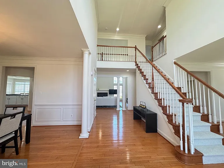 5117 Sante Fe Ct — Photo 2