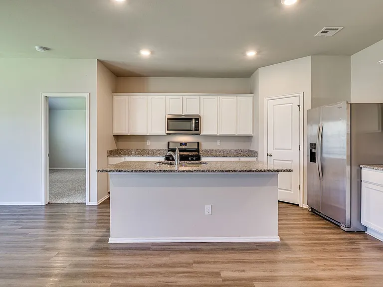 3102 Debbie Ln — Photo 28