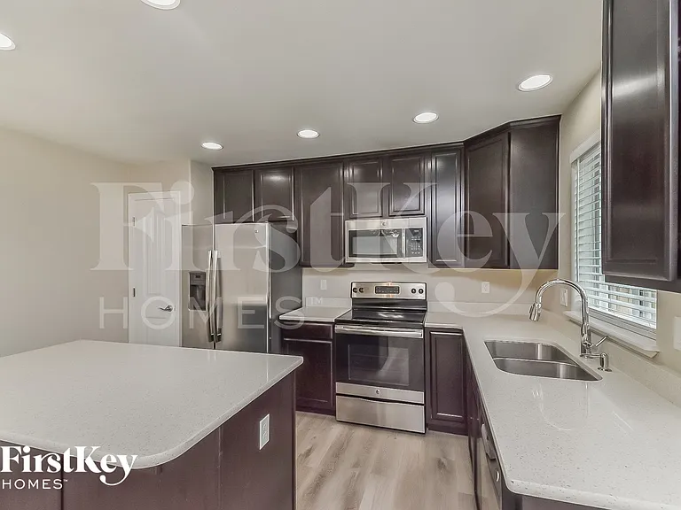 6173 Popper Dr — Photo 5