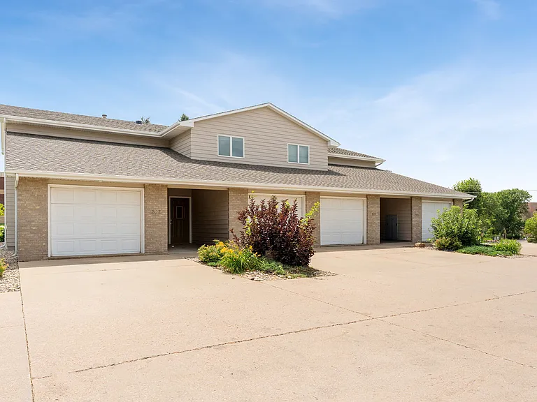 Hoppe Properties — Photo 47