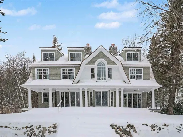 5909 Cook Point, Harbor Springs, MI 49740