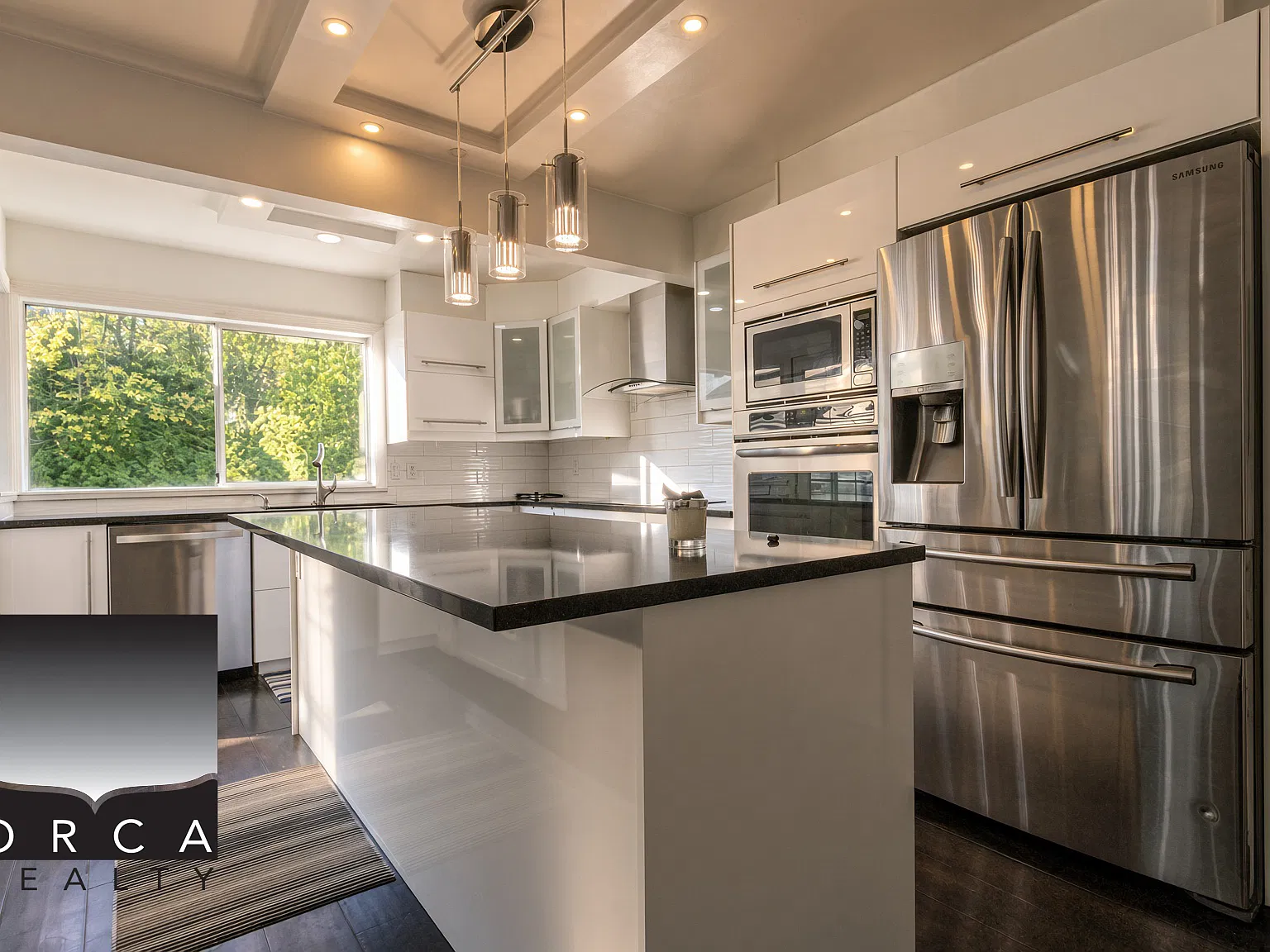 4380 Woodcrest Rd, West Vancouver — Photo 3