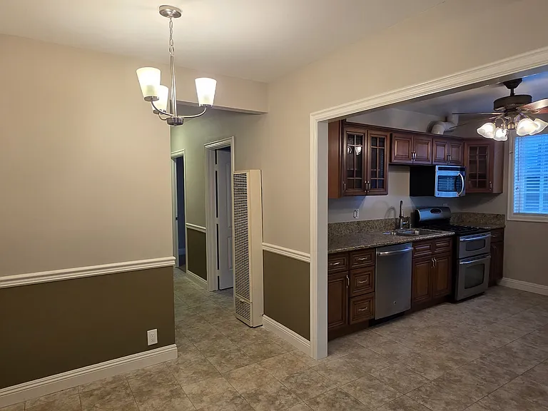 1310 Electric Ave #B — Photo 2