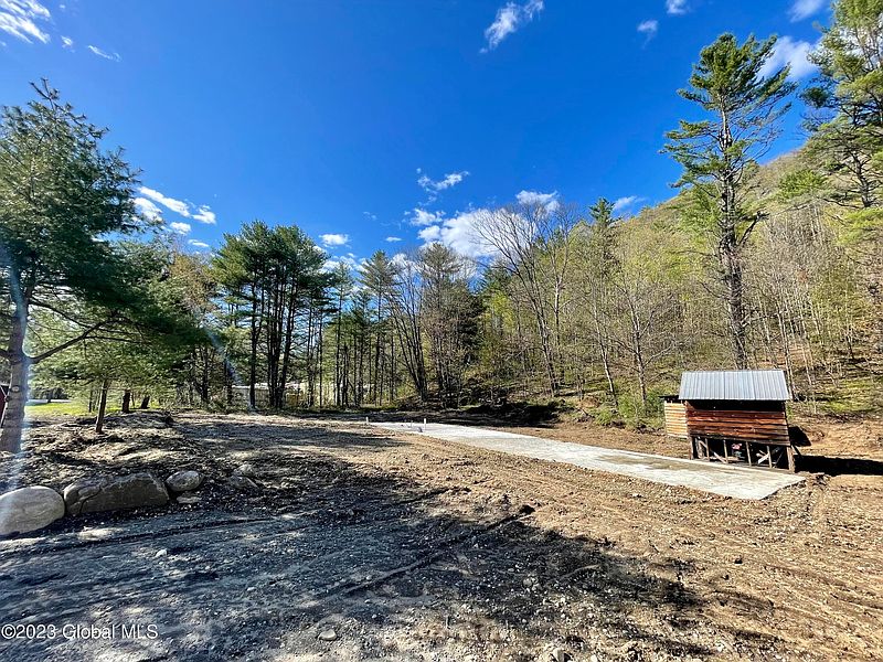 3rd image of 836 State Route 28