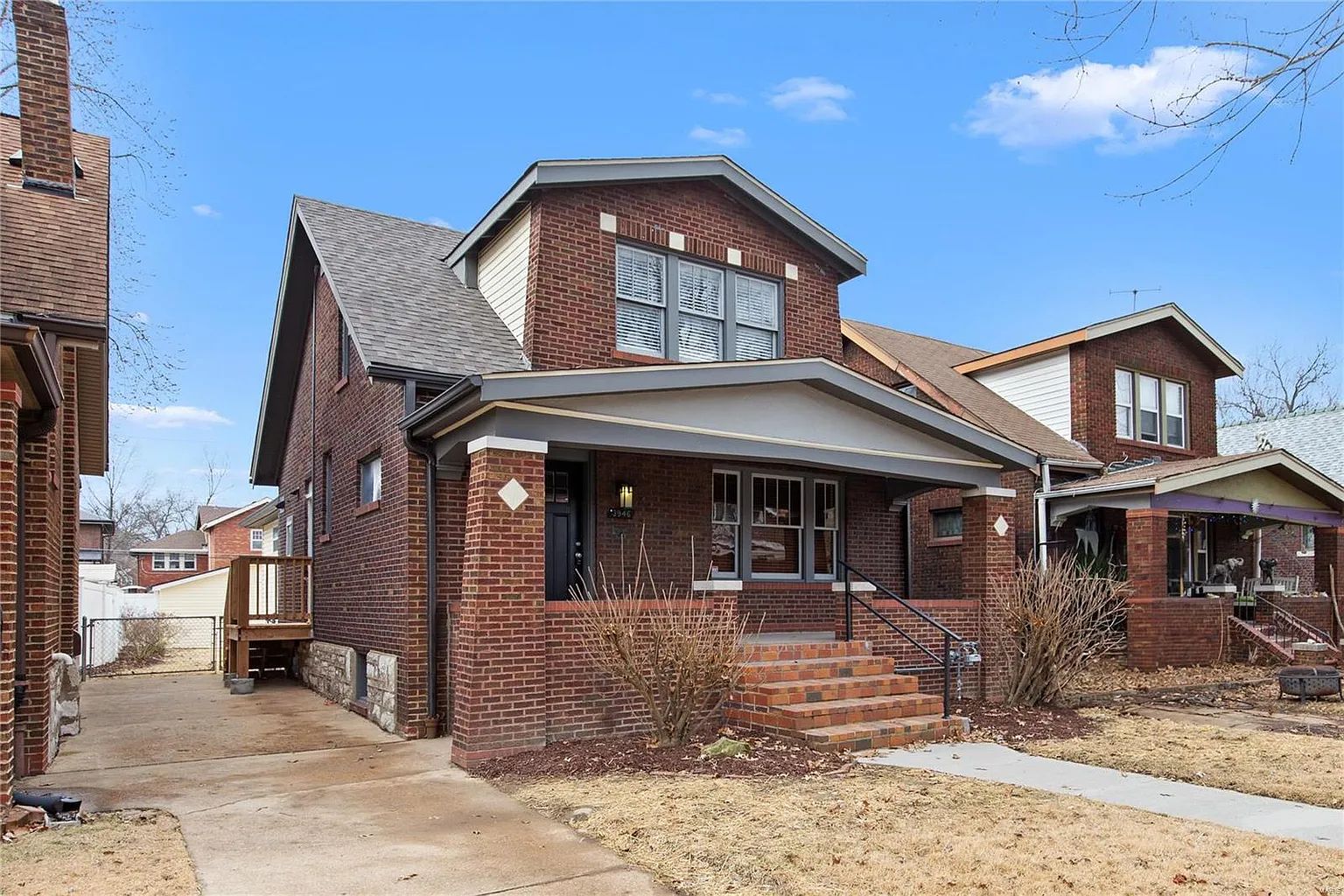 3946 Bowen St photo 1
