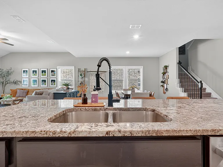 480 Pebble Brook Ln — Photo 16