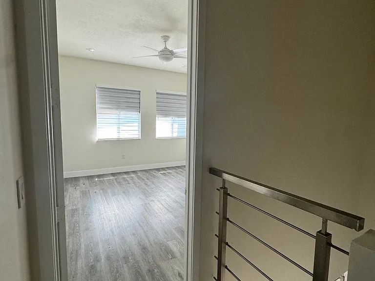 6472 NW 103rd Pl — Photo 42