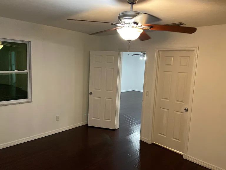 7022 Edgemere Ter — Photo 11