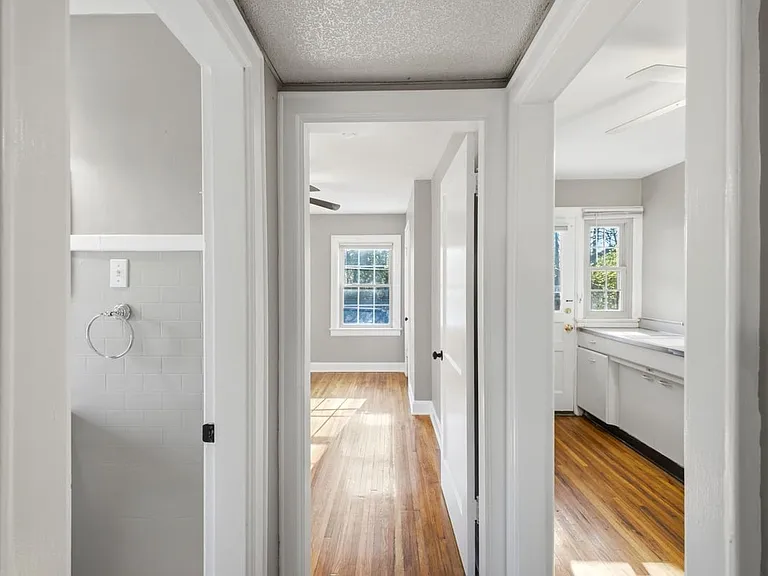 25 W Tulane Rd #C — Photo 11