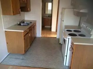 10140 145th St NW, Edmonton, AB T5N2X5