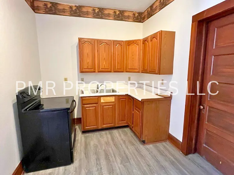 400 E Coolbaugh St — Photo 6